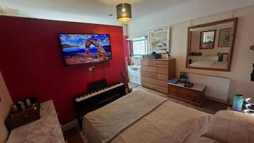 Deluxe Double Room, Garden View