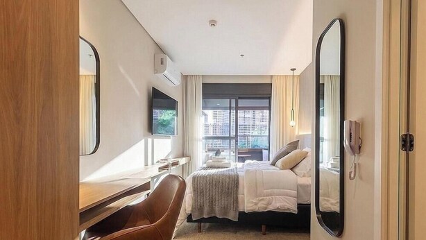 1 bedroom - Studio in Condo With Balcony in Jardins Hmj0305 (São Paulo)