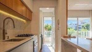 Private kitchen - Apt in Condo w/ Pool and Beach Access Eli0204 (Florianópolis)