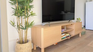 Interior - Apartment in Manly, Walk to beach (Manly)