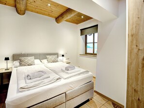 Room - Edelweiss Deluxe 10 by Interhome (Kaprun)