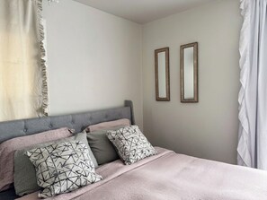 3 Schlafzimmer, Bügeleisen/Bügelbrett, WLAN, Bettwäsche