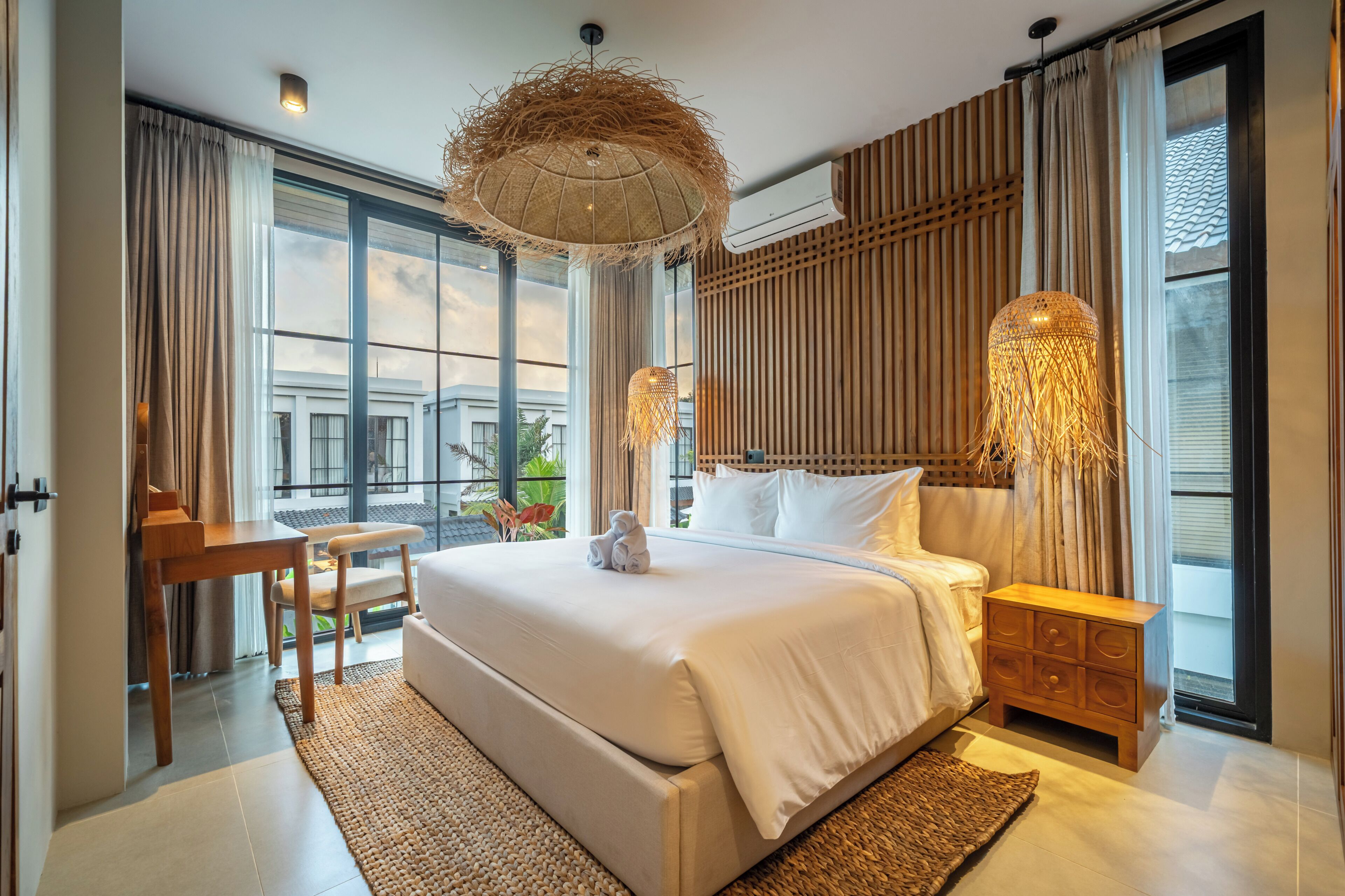 Luxury Villa, 2 Bedrooms, Private Pool, Garden View | Egyptian cotton sheets, premium bedding, in-room safe