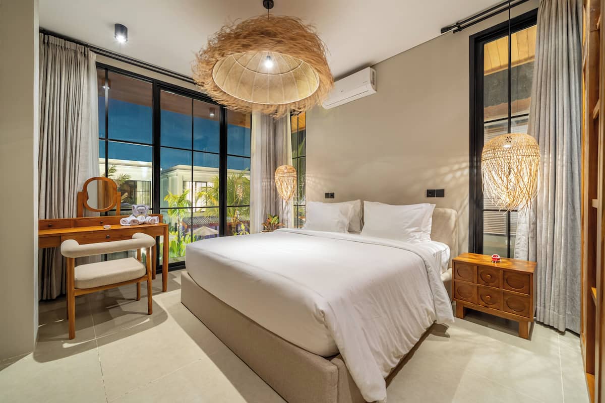 Villa Deluxe, 3 chambres, piscine privée, vue sur le jardin | Draps en coton égyptien, literie de qualité, coffre-fort