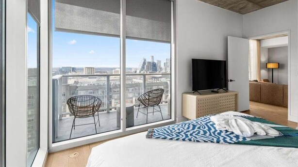 Unclassified image, 1 of 73, button - Lake View Penthouse | Luxury On Rainey *Sleeps 8* (Austin)