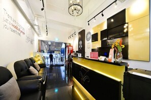 Lobby - 7 Wonders Capsule Hostel Jalan Besar (Singapore)