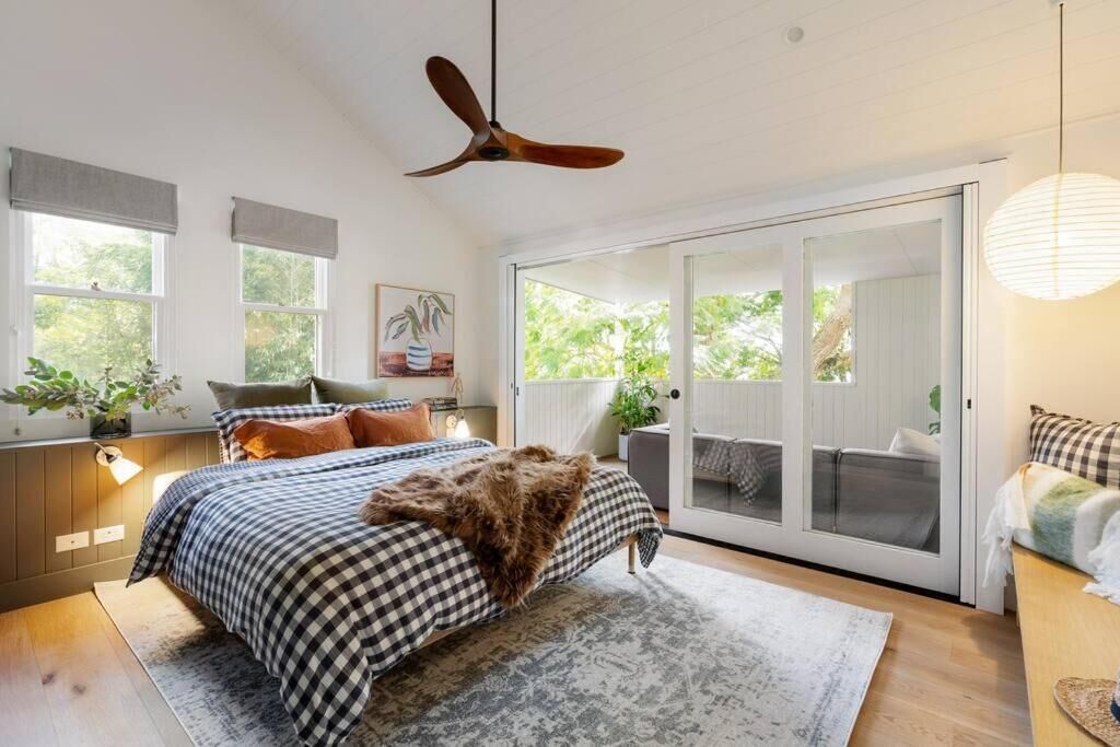 Apartment, 1 King Bed, Non Smoking, Patio | Iron/ironing board, free WiFi