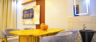 Cozy 2-bedroom apartment in tranquil Kigali with AC
