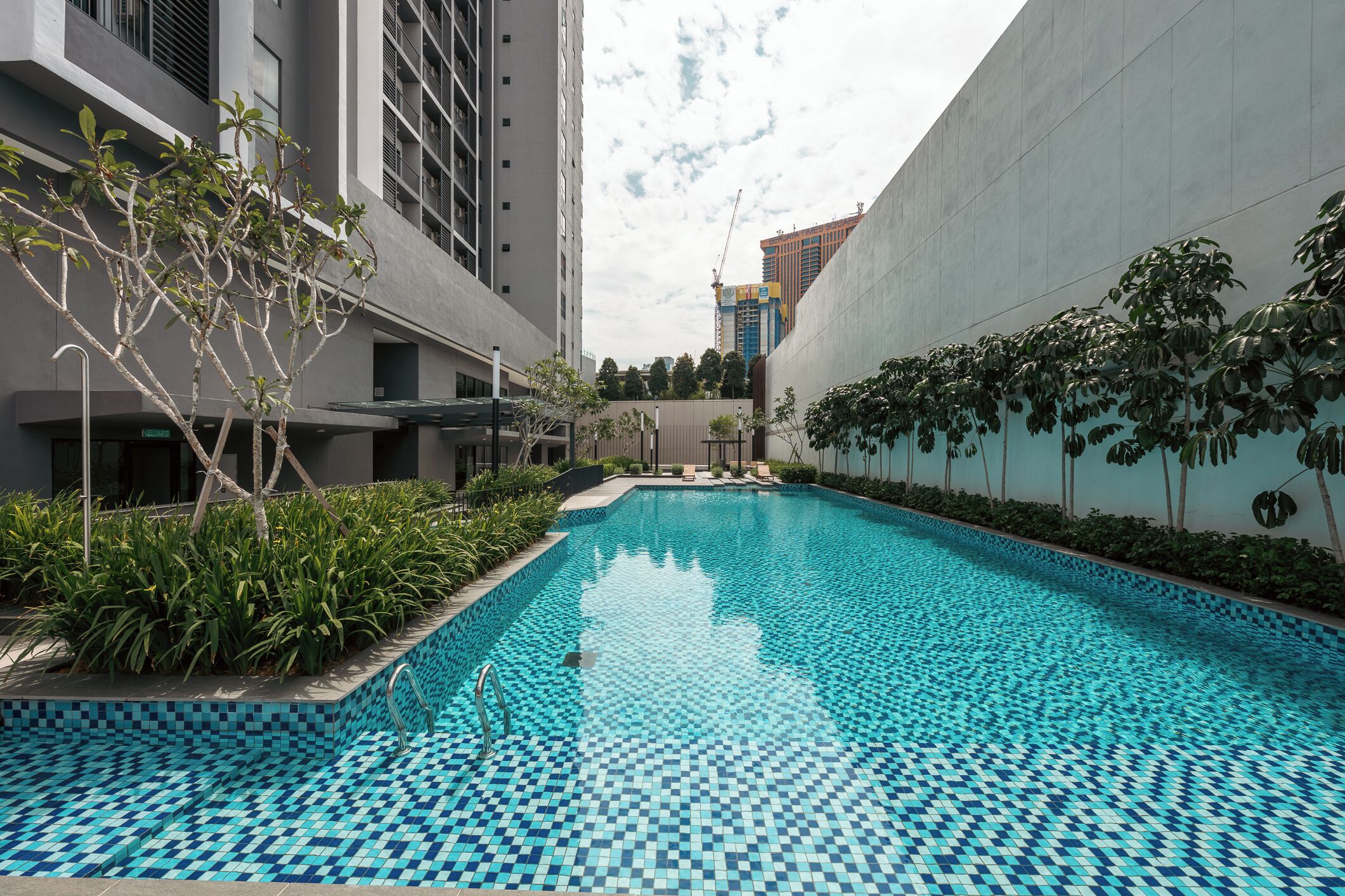 Outdoor pool, open 8:00 AM to 11:00 PM, pool loungers