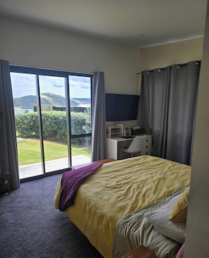 4 bedrooms, WiFi, bed sheets