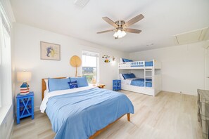 Unclassified image, 2 of 29, button - Beach & Bay Getaway. Perfect for Families. (Freeport)