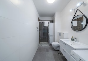 Bathroom - Podwisłocze Modern Apartment (Rzeszów)