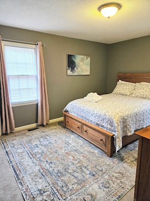 3 Schlafzimmer, Bügeleisen/Bügelbrett, WLAN, Bettwäsche