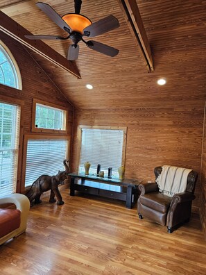 Interior - Delightful 3-bedroom house charming Garner nc close to Raleigh downtown (Garner)