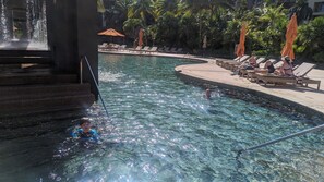 Pool - Your family's oceanfront paradise for Winter Break & New Year! (Cancun)