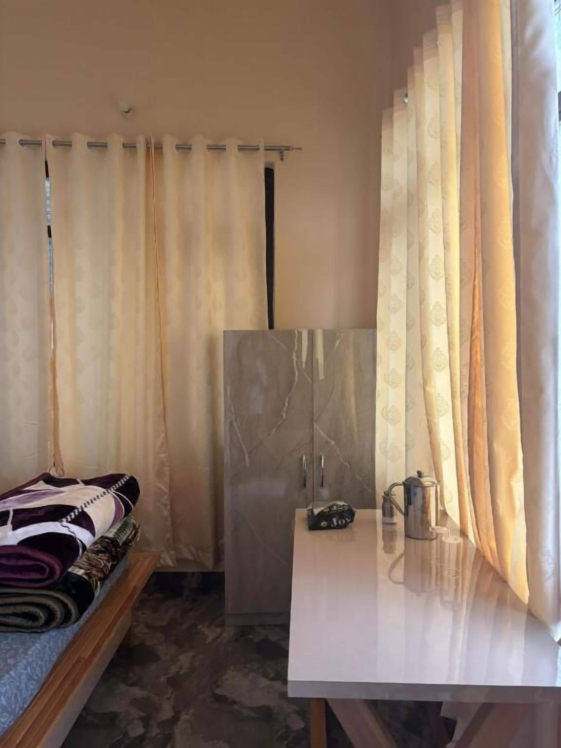 Double Room | Interior