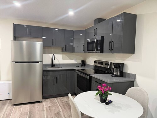 Dykee Brand new 2 Bedrooms 1 Bath Cozy Suite