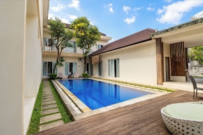 Piscina externa