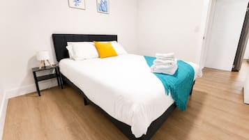 Iron/ironing board, WiFi (free), bed sheets