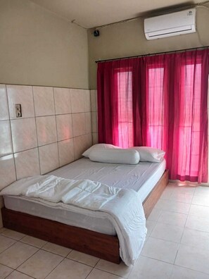 Room - Hotel O near Garuda Wisnu Kencana former (Bali Nusra)