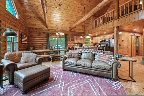 Lakeside Lodge-sleeps 14 I Firepit Kayak Bikes