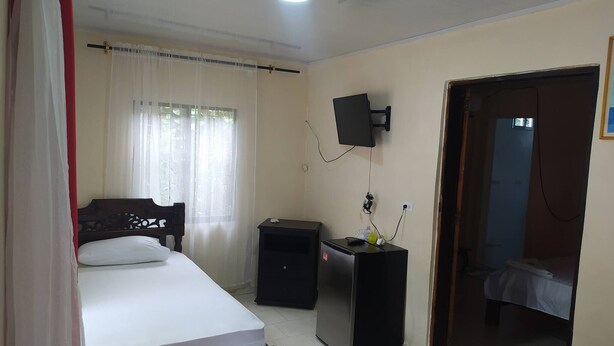 2 bedrooms