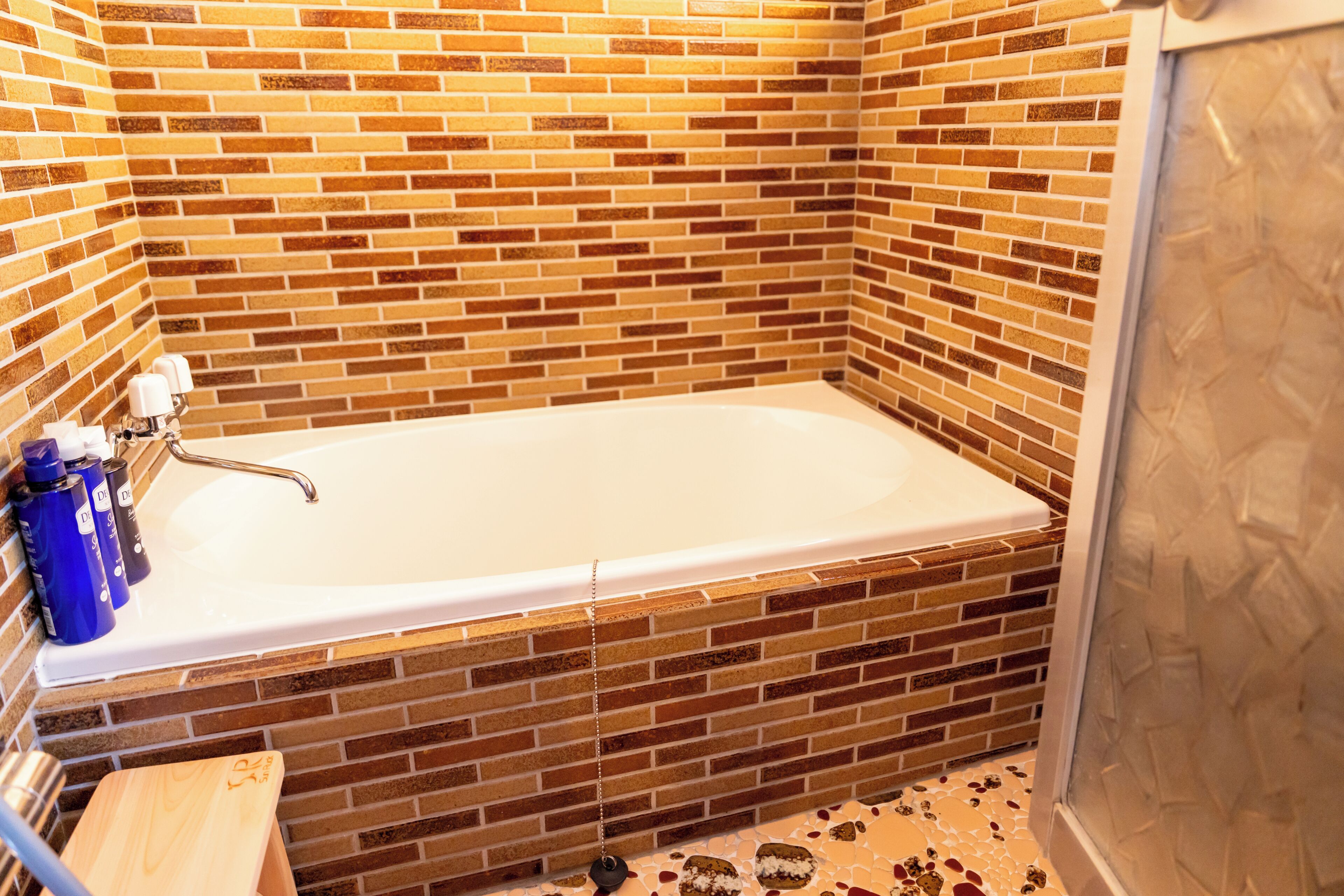 Basic House, 4 Bedrooms, City View | Bathroom