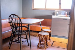 Basic House, 4 Bedrooms, City View | Dining - Yunokawa Chagamatei (Hakodate-shi , Yunokawa-chou)