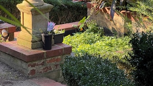 Garden - The Castle - Villa by the Sea (Cowes)