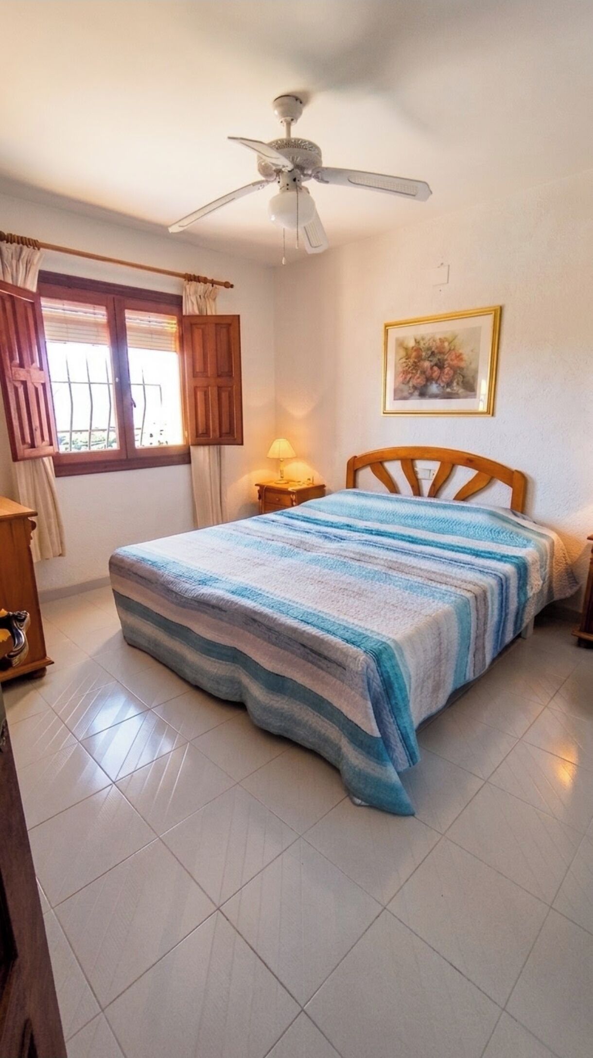 4 bedrooms, WiFi, bed sheets