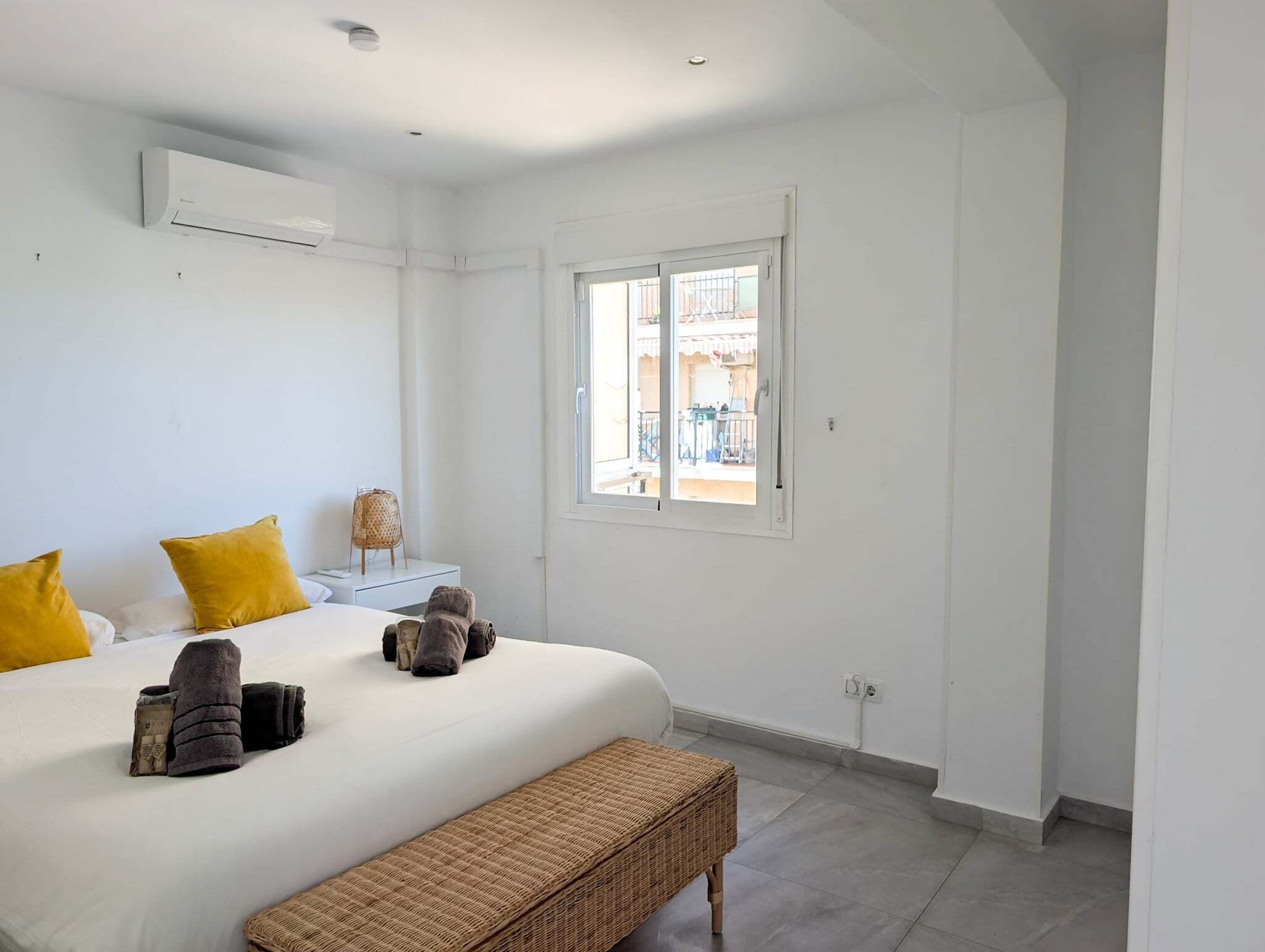Modern 2bd Beach Apt In Los Boliches - Fuengirola