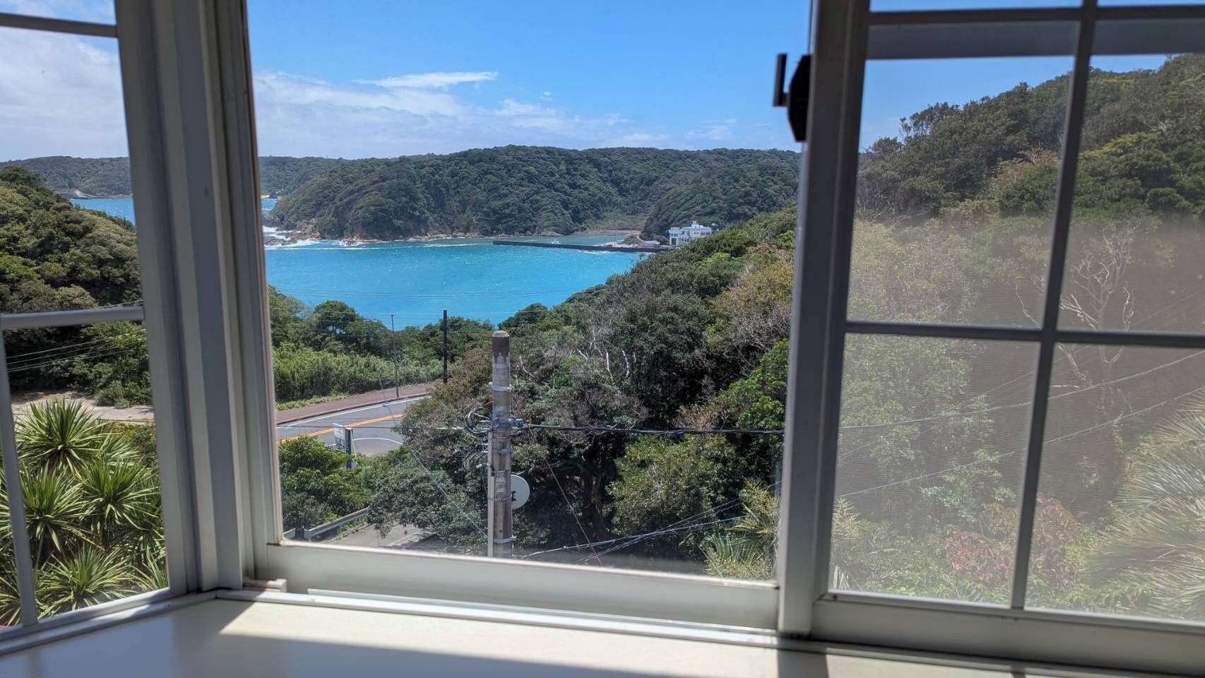 Basic Triple Room, Ocean View | Laptop workspace, WiFi (free), bed sheets