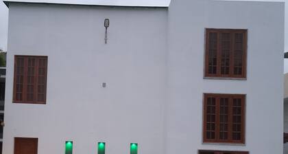 Captain Lodge Charming bungalow in amazing Karachi perfect for your next getaway