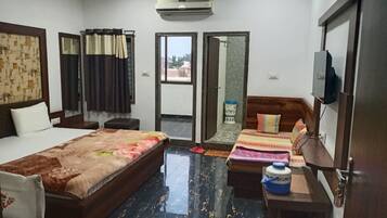 Family Quadruple Room | WiFi (free)
