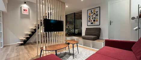 Smart TV, books