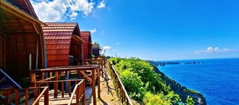 Suwehan Rey Cliff House