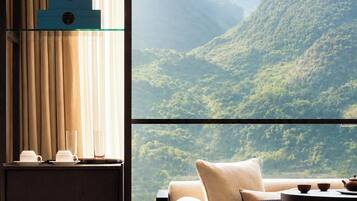 Panoramic-Doppelzimmer, Hügelblick | Innenbereich