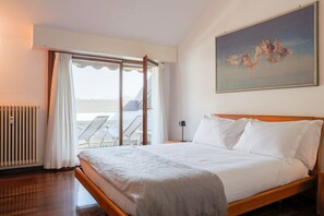 2 bedrooms, iron/ironing board, travel cot, free WiFi - Comosette - Outdoor Dining/Outdoor Relax/Central  (Como)