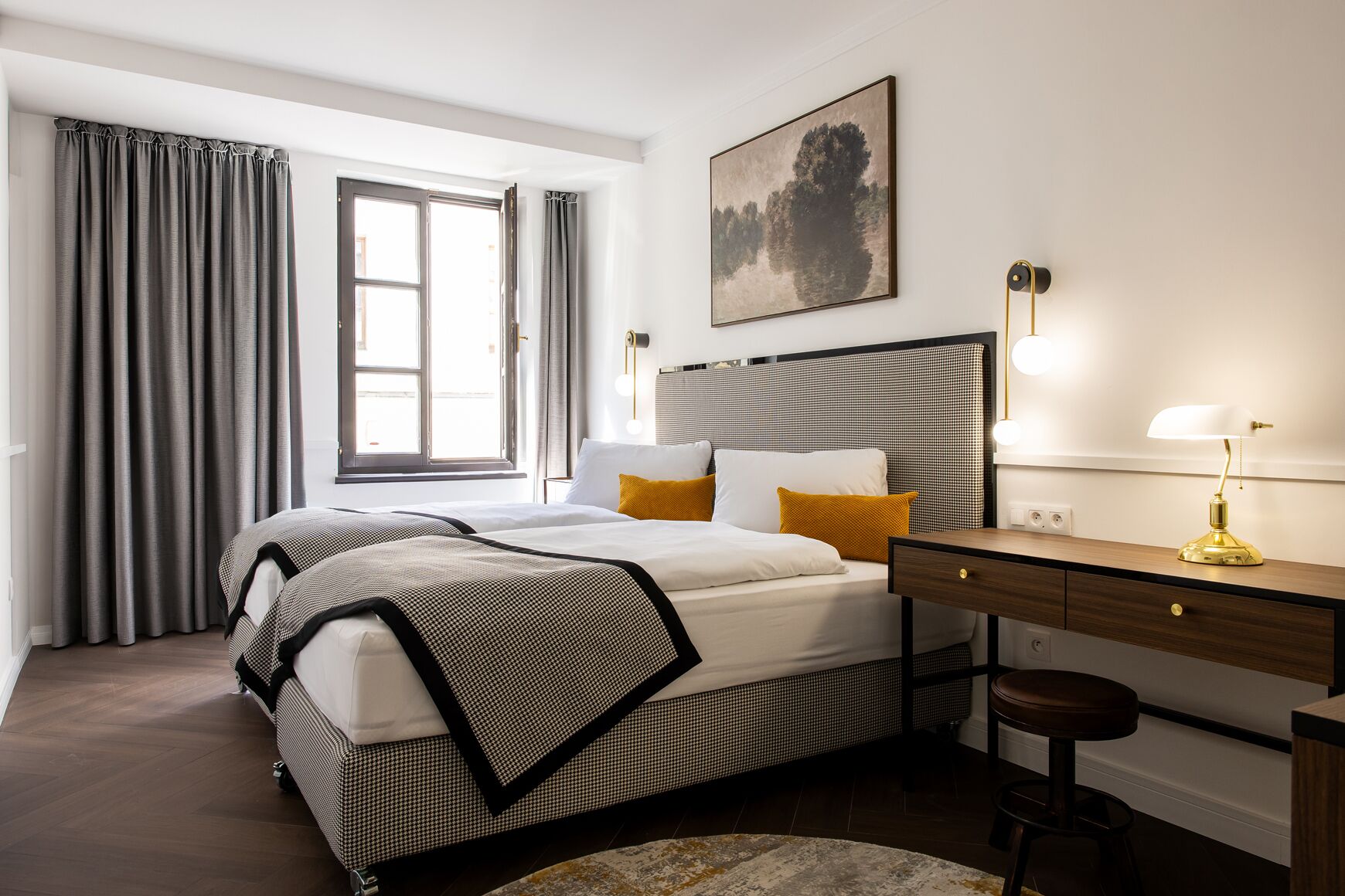 Deluxe Double or Twin Room, City View | WiFi (free)