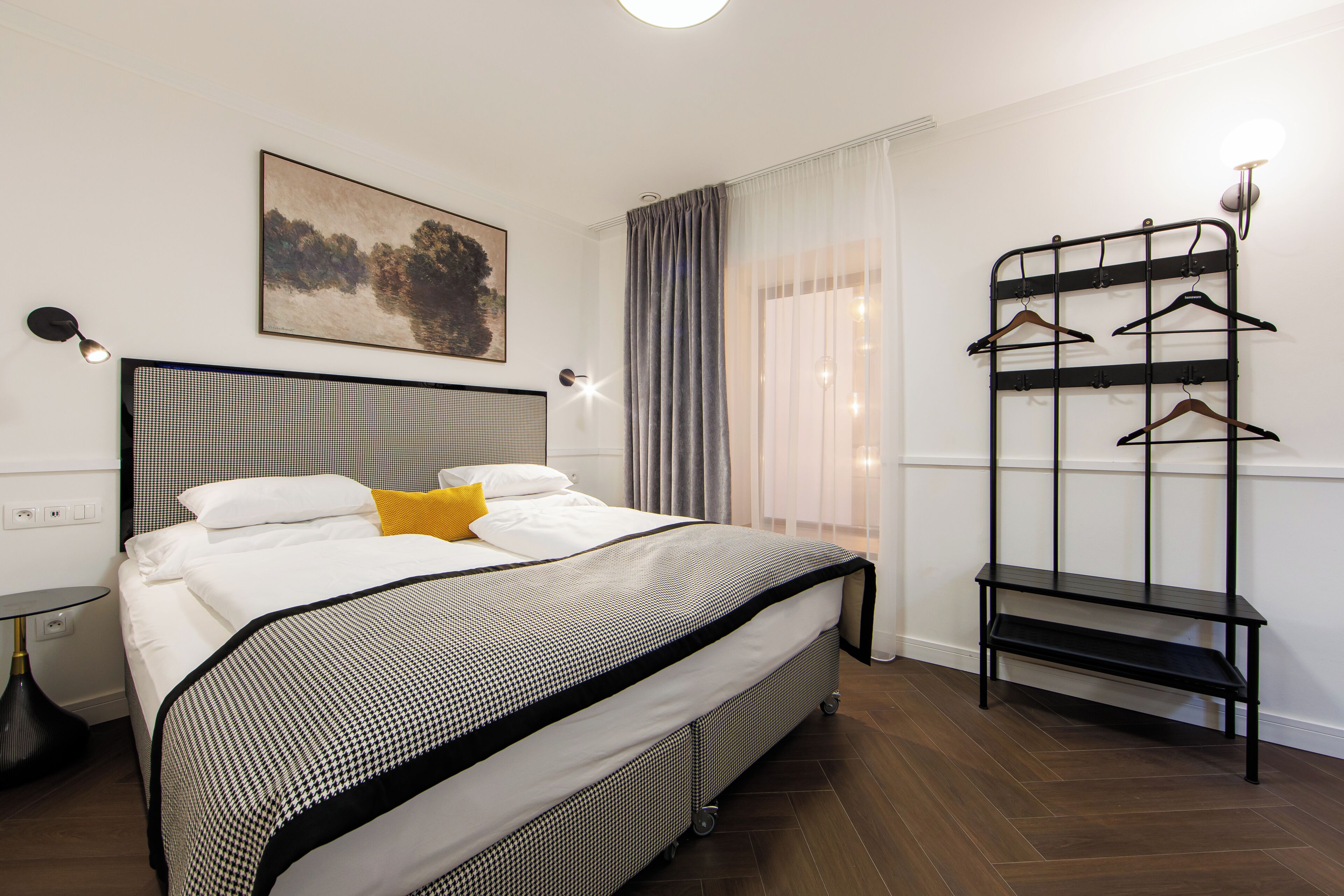 Standard Double Room | Free WiFi
