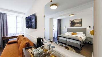 Superior Double or Twin Room, City View | WiFi (free)
