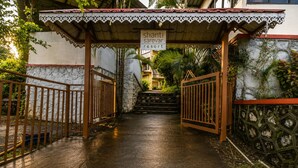Property grounds - Shanti Sarovar Resort (Jawhar)