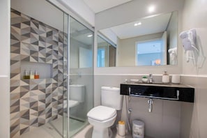 Appartement, balcon | Salle de bain