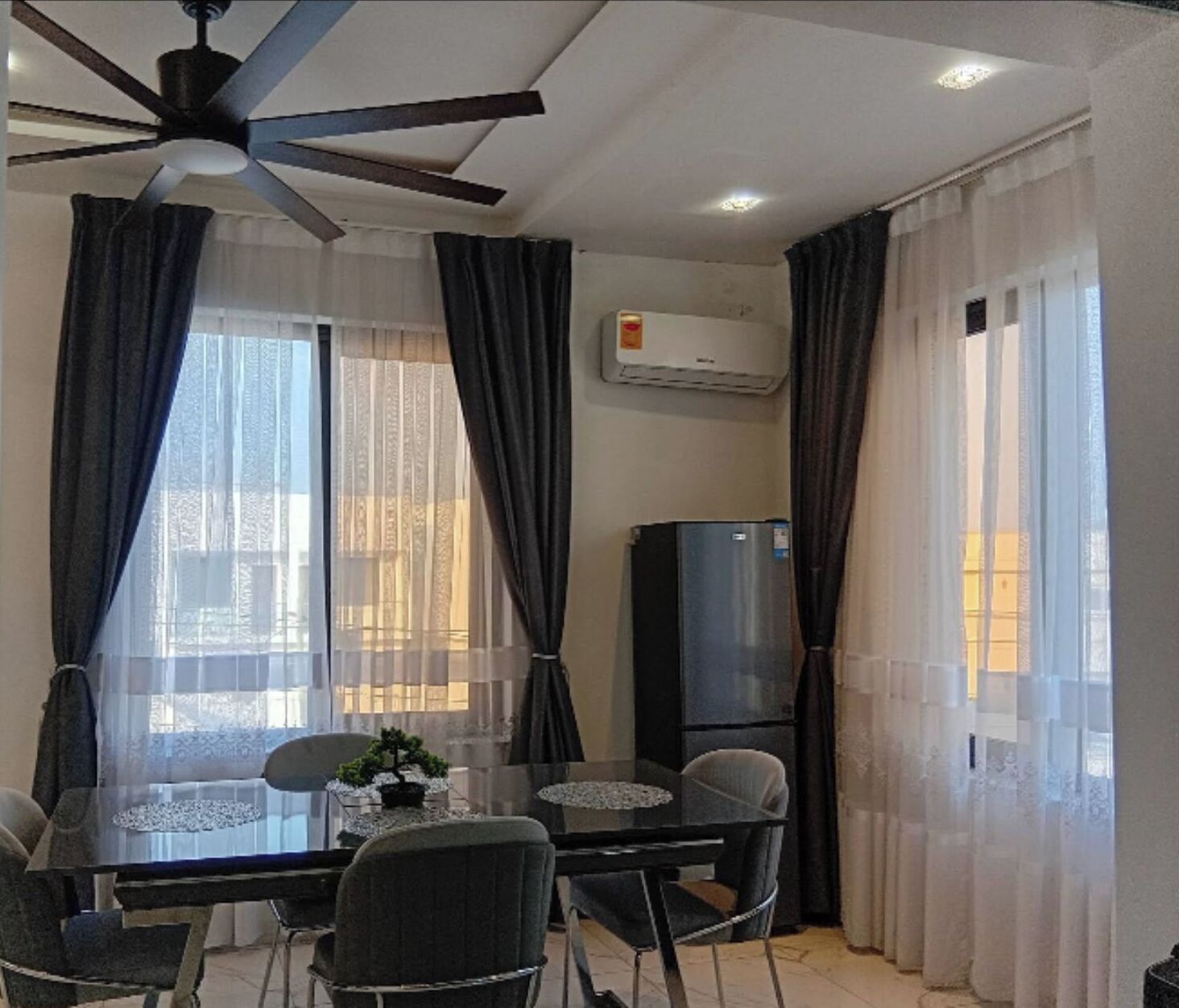 Deluxe Apartment, Garden View | Dining