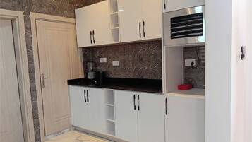 Apartamento Deluxe, vistas al jardín | Interior