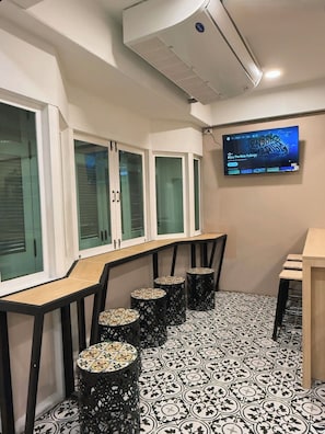 Bar (en la propiedad)
