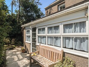Exterior | The Cottage @ Tredinney Farm - Tredinney Farm, St Buryan - The Cottage @ Tredinney Farm - UK52162 (St Buryan)