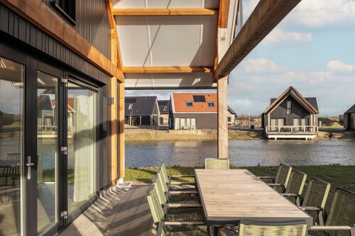 Haven Near Nieuwvliet-bad