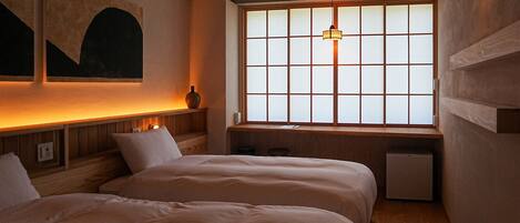 Twin Room, Private Bathroom, River View