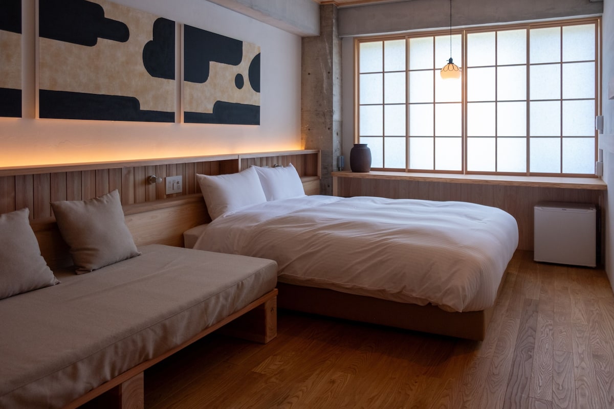 Triple Room, Private Bathroom, River View | Desk, laptop workspace, blackout drapes, WiFi (free)